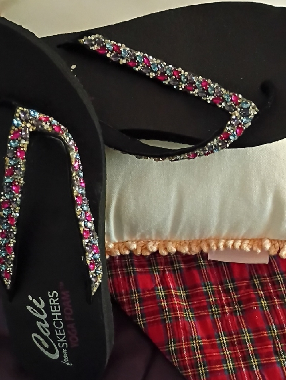 Skechers Women's Black Flip Flops with Multicolor Gem Straps - Picture 6 of 6